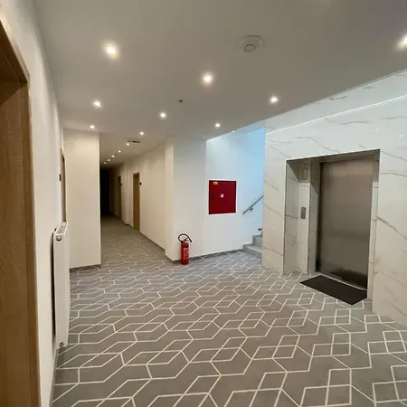 Отель Typton Hotel&spa