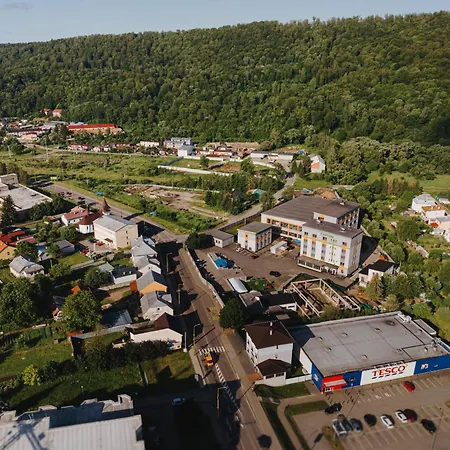 Typton Hotel&spa 3* Medzilaborce